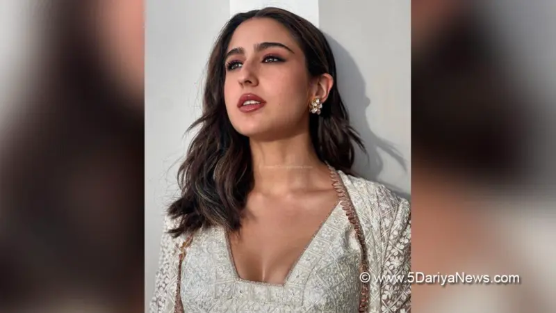 Sara Ali Khan shares fun late-night shoot selfies from sets at 2:43 AM