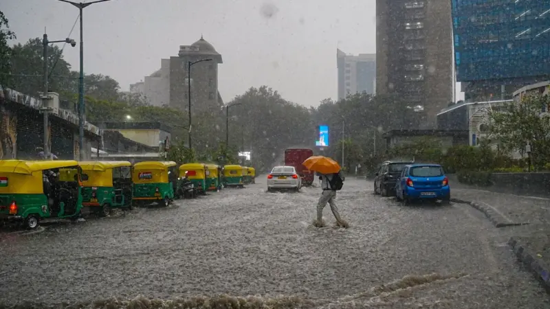 Kerala Rain Alert: മഴ വരുന്നുണ്ടേ! എട്ട് ജില്ലകളില് യെല്ലോ അലര്ട്ട്; ഇന്നത്തെ കാലാവസ്ഥ പ്രവചനം
