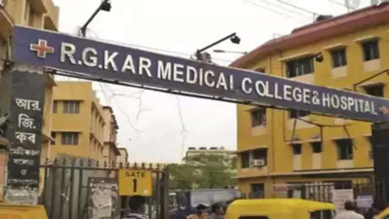 West Bengal: సువేందు దూకుడు.. ఆర్జీకర్ కేసులో ముగ్గురు ఐపీఎస్ అధికారులు సస్పెండ్..