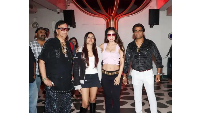 Aruba Bar an Experience Unveils Its All-New Summer Menu with a Special Appearance by Ameesha Patel in Juhu