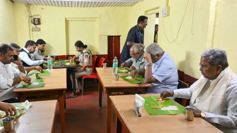 ಮೈಸೂರಿನ ಮೈಲಾರಿ ಹೋಟೆಲ್‌ನಲ್ಲಿ ಮಸಾಲೆ ದೋಸೆ ಸವಿದ ಸಿಎಂ ಸಿದ್ದರಾಮಯ್ಯ