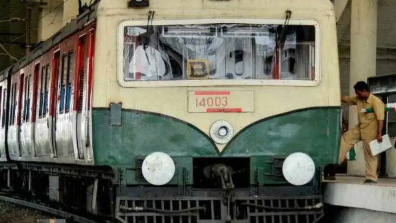 எழும்பூர் ரயில் நிலைய மேம்பாட்டுப் பணிகள்: சென்னை புறநகர் ரயில் சேவையில் மாற்றங்கள் மற்றும் ரத்து அறிவிப்பு!