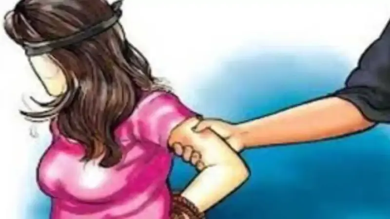 Patna Crime: पटना में खौफ का नंगा नाच, किशोरी से सरेराह छेड़खानी, इंसाफ मांगने पर पीड़ित परिवार पर टूटा कहर, घर में घुसकर बदमाशों ने की खूनी मारपीट