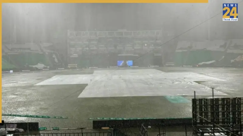 IU vs PZ PSL 2026: Rain plays spoilsport in Lahore, Babar Azam's Peshawar Zalmi forced to.