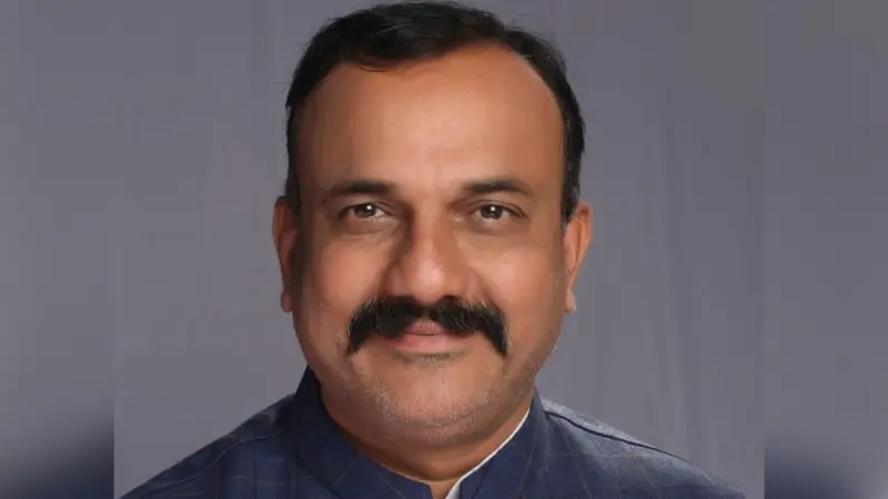 महाराष्ट्रात काँग्रेसकडून मोठे संघटनात्मक बदल, ८,००० नवीन पदाधिकाऱ्यांची नियुक्ती