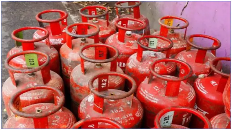 LPG Supply Alert: ಪ್ರಮುಖ ಕ್ಷೇತ್ರಗಳಿಗೆ ಹೆಚ್ಚುವರಿ ಹಂಚಿಕೆ ಮಾಡಲು ಕೇಂದ್ರ ಸೂಚನೆ