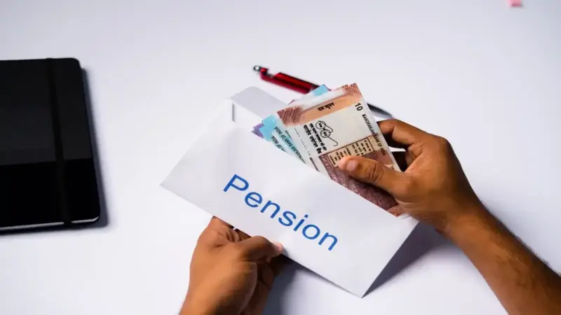 Life Certificate deadline for Central Govt pensioners: Will your pension stop after the due date?