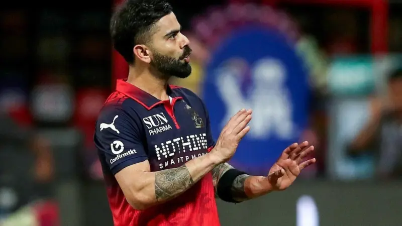 Virat Kohli: ఆర్సీబీలో ఐదుగురు ఓవర్సీస్ ప్లేయర్స్ అంటూ కోహ్లిపై ట్రోలింగ్.. అతని రియాక్షన్ ఇలా..