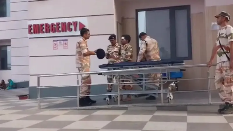 Tragedy on the Way to Poll Duty! Central Forces' Vehicle Involved in Pile-up; Victims Rushed to Hospital
