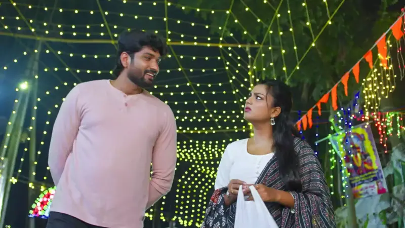 Godhavariకూతుళ్లపై శంకర్ ప్రేమానురాగాలు మురళి మనసులో పెళ్లి సందడి!