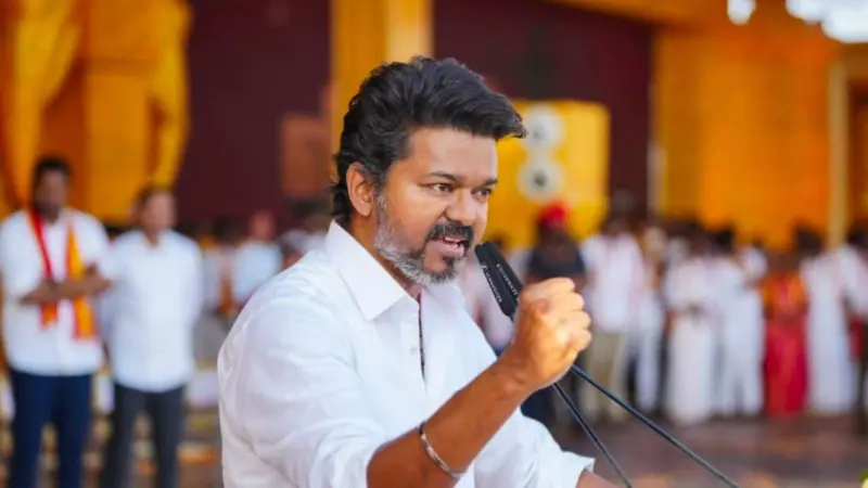 పెరంబూరు ఎమ్మెల్యేగా విజయ్‌.. తిరుచ్చి ఈస్ట్ సీటుకు త్వరలో రాజీనామా!