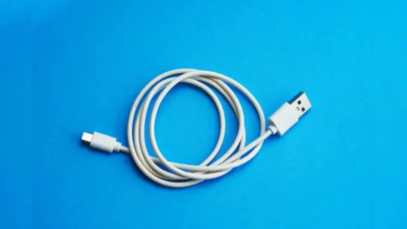 Tired of Broken Charging Cables? Here's What You're Doing Wrong