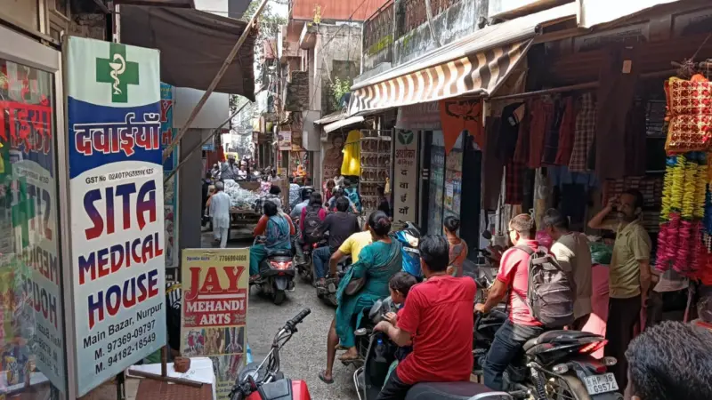 One-way traffic system not resumed, vehicular chaos back on Nurpur roads