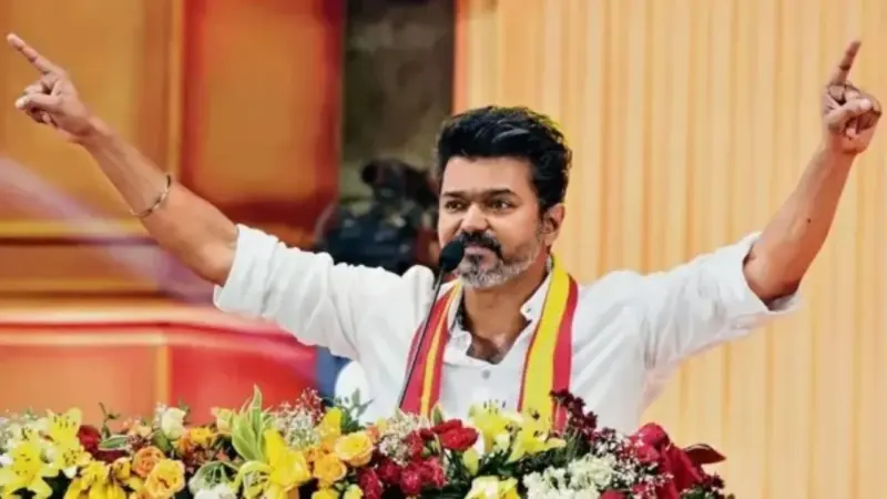 "தளபதி 2.0.. ஒரே நேரத்தில்.. பல சேனல்களை ஆக்டிவேட் செய்த விஜய்". இது வெறும் ஆரம்பம் தான்.  தமிழக அரசியலில் ஒரு 'டிஜிட்டல்' புரட்சி..!