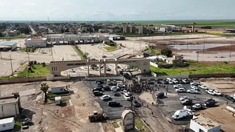 Iraq-Syria border crossing reopens for first time in over a decade