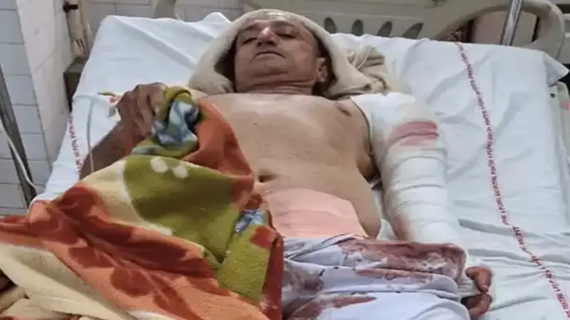 झज्जर : 18 करोड़ की दौलत के लिए बेटे ने पिता पर दागीं गोलियां, कंधे और जांघ को चीरते निकली, हालत नाजुक