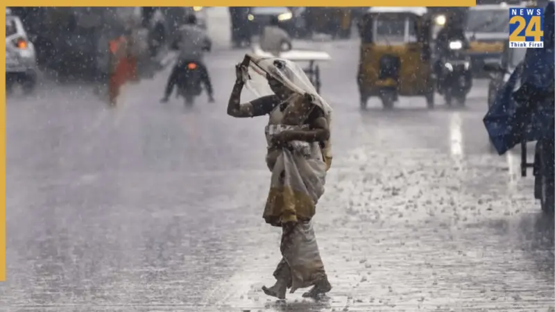 IMD weather alert: Massive 1,000 km cloud band spotted over India-Pakistan, rain, thunderstorms to hit Delhi-NCR, Uttar Pradesh, Haryana, Rajasthan in next 48 hours