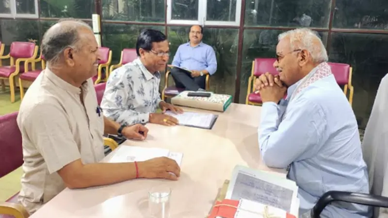 शिविरा पंचांग में अवकाश कटौती का विरोध, शैक्षिक महासंघ ने शिक्षा मंत्री से की मुलाकात