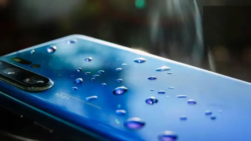 Speaker Cleaner App: If water has entered your phone, use this app, and your speaker will be cleaned in minutes.