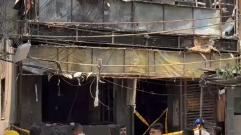 17 foreigners among 21 dead in Delhi's Malviya Nagar hotel fire; 8 on ventilator