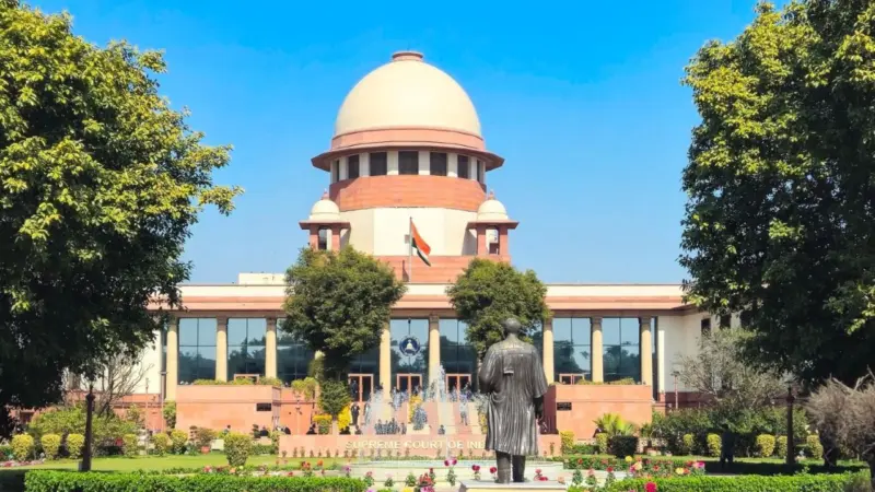 Supreme Court : పెళ్లైన కూతుర్లు కూడా కారుణ్య నియామకాలకు అర్హులే.. సుప్రీంకోర్టు చారిత్రాత్మక తీర్పు