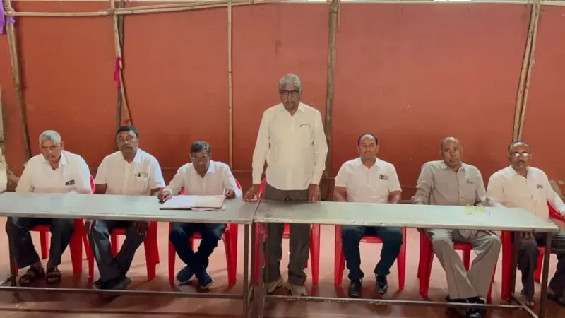 हुतात्म्यांना अभिवादन करून सीमा लढ्याला बळकटी देणार