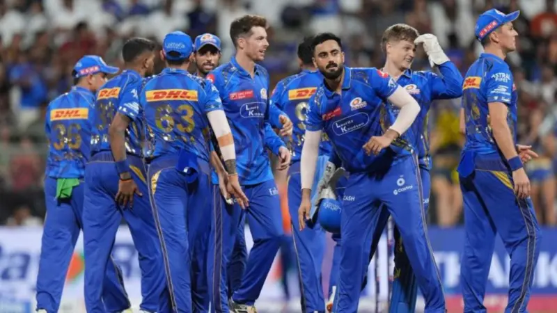 Mumbai Indians: ఐపీఎల్‌లో వరుస ఓటములు.. అయినా ప్రపంచ రికార్డు సొంతం చేసుకున్న ముంబై ఇండియన్స్.