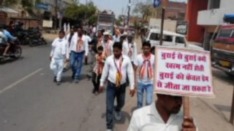 Kanpur Dehat News: बुद्ध पूर्णिमा पर झींझक नगर में निकली भव्य बुद्ध यात्रा, प्रेम और सौहार्द का दिया संदेश