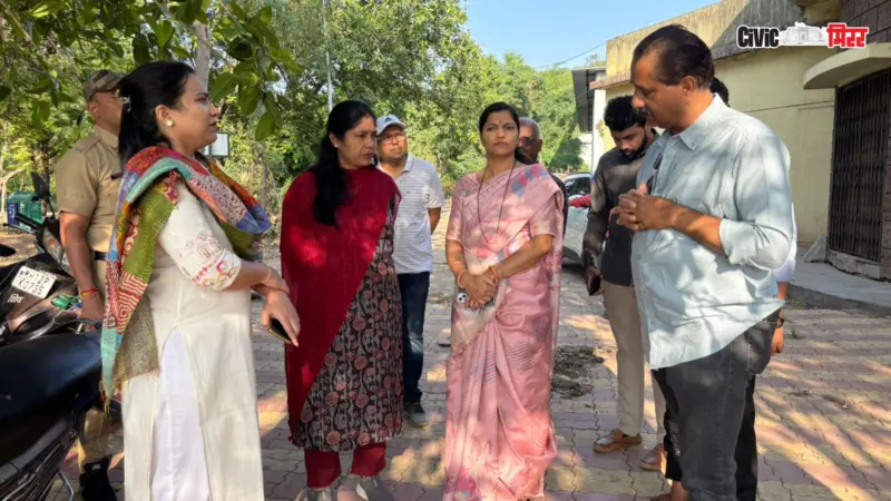 PMC News : पाषाण तलाव प्रदूषणमुक्तीसाठी महापौरांचे कडक निर्देश;  महापौर मंजुषा नागपुरे यांच्याकडून पाहणी, तातडीच्या उपाययोजनांवर भर