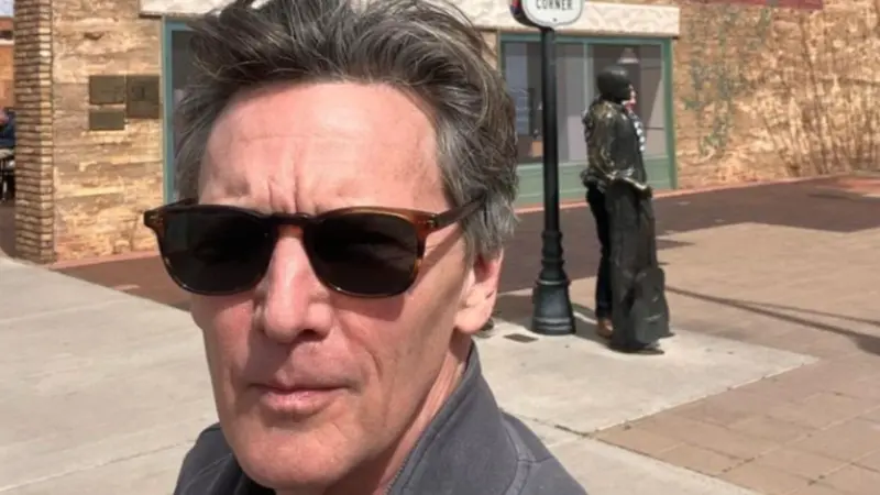 'Disparaging And Negative': Andrew McCarthy Reveals Why His 80s Co-Stars Were Not Fond Of 'Brat Pack' Label Initially
