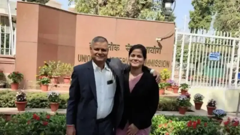 2025 के यूपीएससी टॉपर सहित 21 आईएएस को मिली जिले में पहली पोस्टिंग, जानें किसे क्या मिला पद