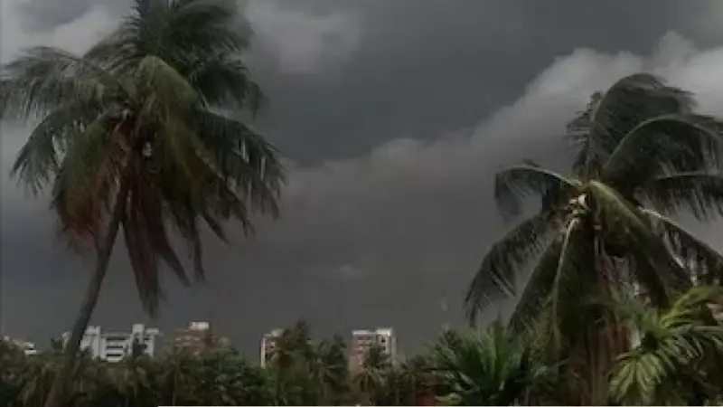 গণনার দিনে কালবৈশাখীর আশঙ্কা, কলকাতা-সহ ৯ জেলায় ঝোড়ো হাওয়ার সতর্কতা