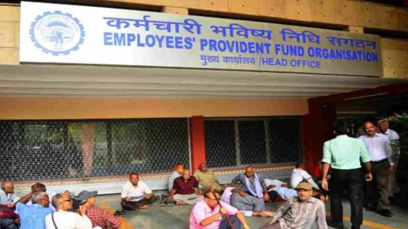 ईपीएफओ नियम: क्या आपने पीएफ फॉर्म नंबर 2 भरा है? एक गलती आपको लाखों का नुकसान पहुंचा सकती है।