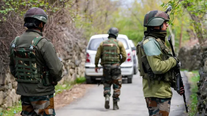 J-K: 'वह आतंकवादी नहीं था', गांदरबल मुठभेड़ में मारे गए राशिद के परिवार ने किया दावा