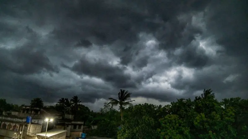 Southwest Monsoon : చల్లని కబురు.. కేరళలోకి నైరుతి రుతుపవనాలు వచ్చేశాయ్.. వారంరోజుల్లోపే తెలంగాణలోకి ప్రవేశం..
