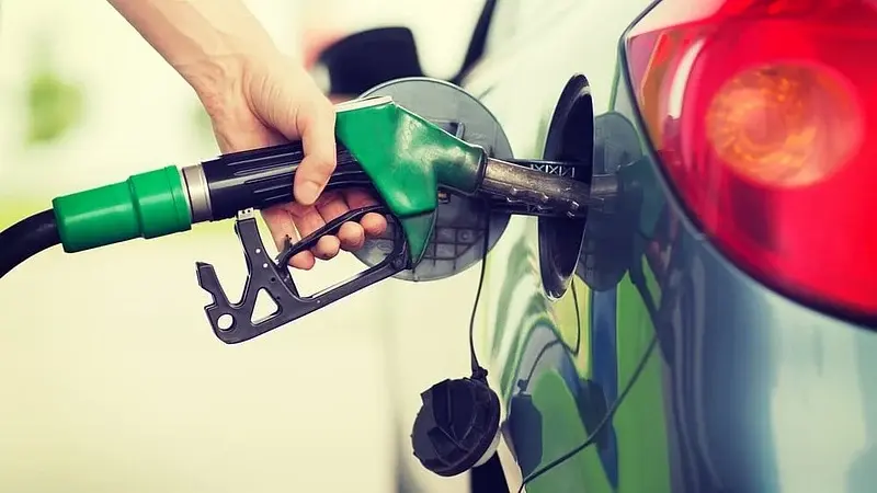 چین میں ایندھن کی قیمتوں میں اضافے سے عالمی توانائی منڈیوں میں مہنگائی کی نئی تشویش پیدا ہوئی