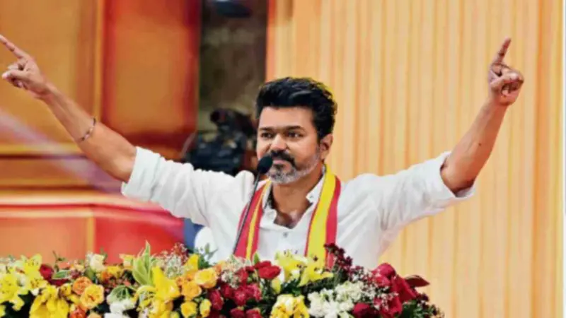 Vijay: కృష్ణగిరిలో టీవీకే విజయ్ అభిమాని ఆత్మహత్యాయత్నం.. ఎందుకంటే?