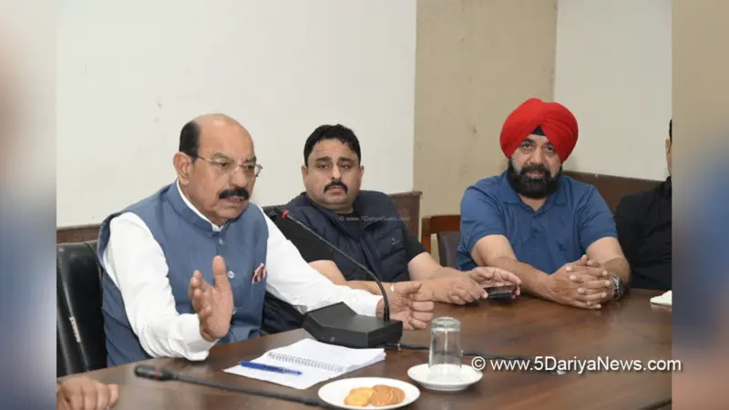 ਮੋਹਿੰਦਰ ਭਗਤ ਵੱਲੋਂ ਪੁਲਿਸ ਨੂੰ 'ਯੁੱਧ ਨਸ਼ਿਆਂ ਵਿਰੁੱਧ' ਤਹਿਤ ਨਸ਼ਾ ਵਿਰੋਧੀ ਕਾਰਵਾਈ ਤੇਜ਼ ਕਰਨ ਦੇ ਨਿਰਦੇਸ਼