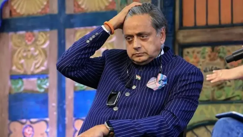 சசிதரூர் பாதுகாவலர் மீது தாக்குதல்; மர்ம நபர்களின் பகிர் சம்பவம்