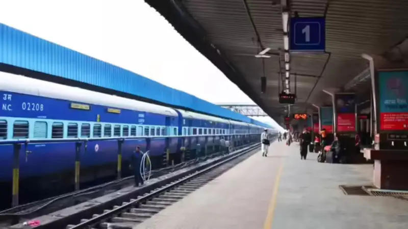 Which Are the World's 7 Longest Railway Platforms? From India to the US