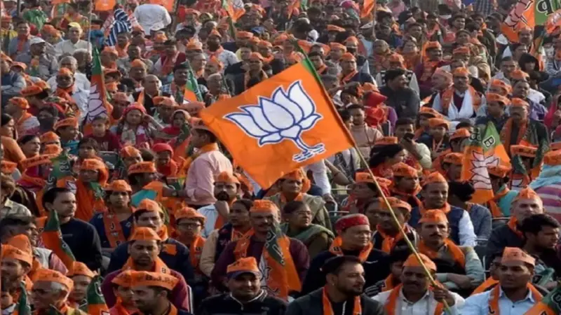 राजकीय वर्तुळात शोककळा! चारधाम यात्रेदरम्यान भाजप नेत्याचा हृदयविकाराच्या झटक्याने निधन