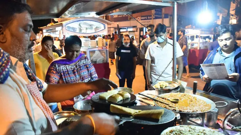 Bengaluru vendors term main road ban by GBA a 'betrayal', threaten city-wide stir