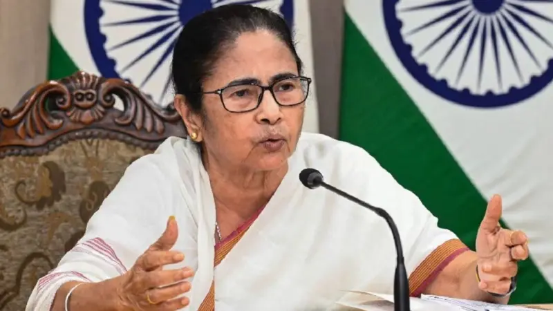 ভবানীপুরের এজেন্টদের 'লাস্ট মিনিট রিভিশন', রবি সন্ধ্যায় কালীঘাটে বৈঠক মমতার