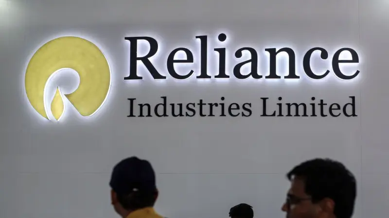Reliance share price gains as US-Iran war continues to fuel oil price rally; experts see strong refining tailwinds