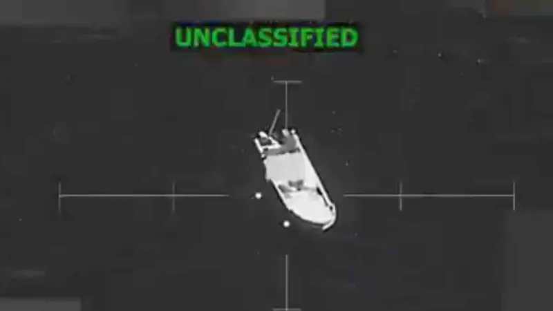 US strikes on vessels in eastern Pacific kill 8 (VIDEO)