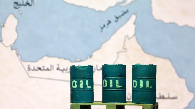 With Hormuz closed, Saudi Arabia bypasses strait, hits 7 million barrel goal