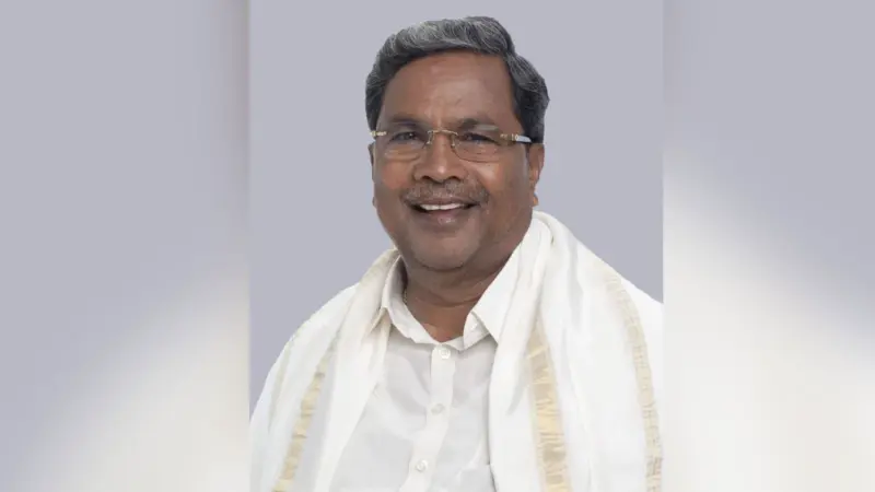 Emotional end to Siddaramaiah's tenure as Karnataka Chief Minister