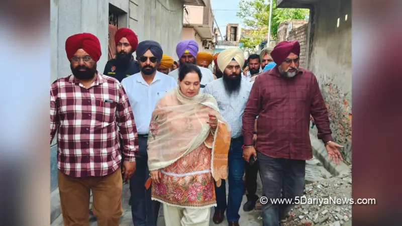 ਵਿਧਾਇਕਾ ਜੀਵਨਜੋਤ ਕੌਰ ਨੇ ਰੰਗਲਾ ਪੰਜਾਬ ਮਿਸ਼ਨ ਤਹਿਤ ਵੇਰਕਾ ਵਿੱਚ ਬਿਜਲੀ ਦੀਆਂ ਨੀਵੀਆਂ ਤਾਰਾਂ ਨੂੰ ਉੱਪਰ ਚੁੱਕਣ ਦੇ ਪ੍ਰੋਜੈਕਟ ਦੀ ਸ਼ੁਰੂਆਤ ਕੀਤੀ