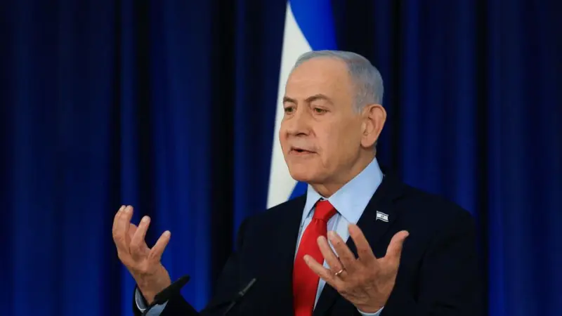 Benjamin Netanyahu quashes death rumours with live appearance - 'I'm alive and you're all witnesses' | Watch