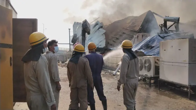 گرین فارم ہاؤس میں آتشزدگی ، درجنوں فائر انجن جائے وقوعہ پر